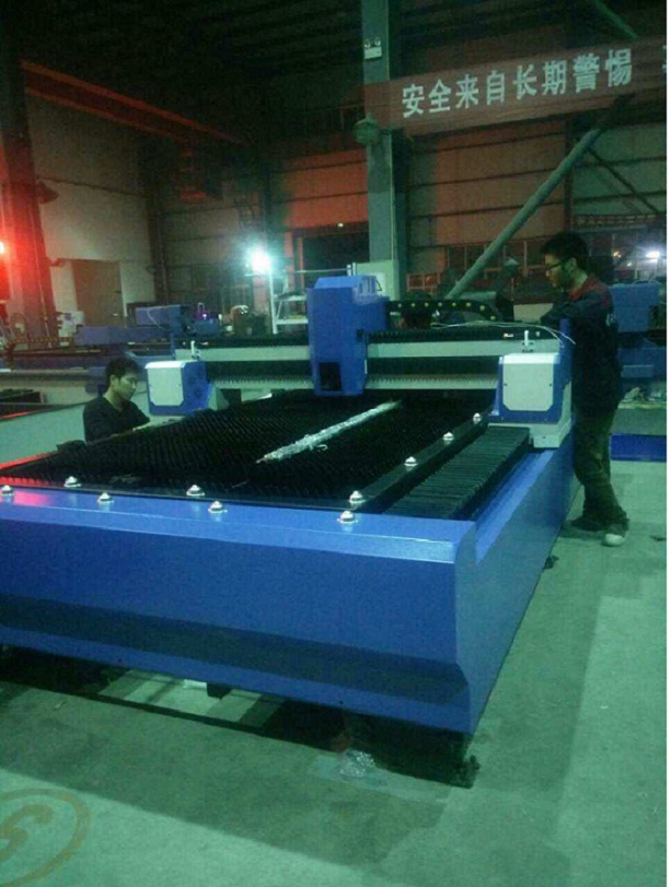 金屬激光切割機(jī)設(shè)備