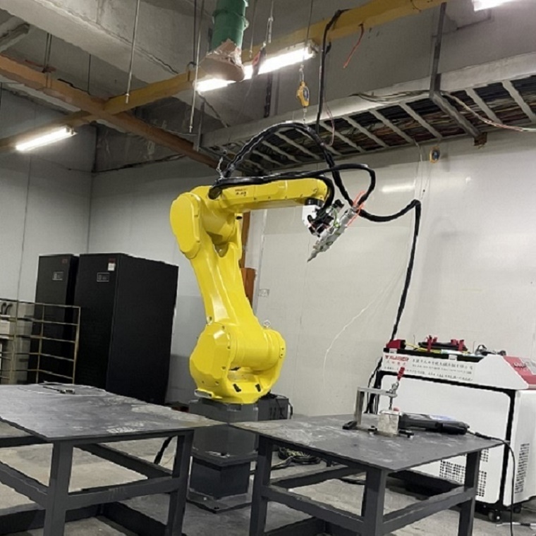 三維激光切割機設(shè)備、